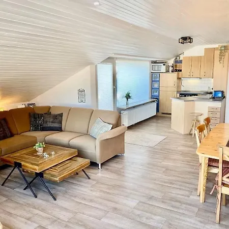 Large Luxurious With Stunning Views