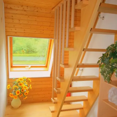 Large Luxurious With Stunning Views *